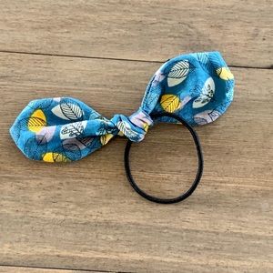 Leaf Bow Hair Tie. Sally Inspired